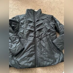 Columbia Women's Black  Jacket. READ Description